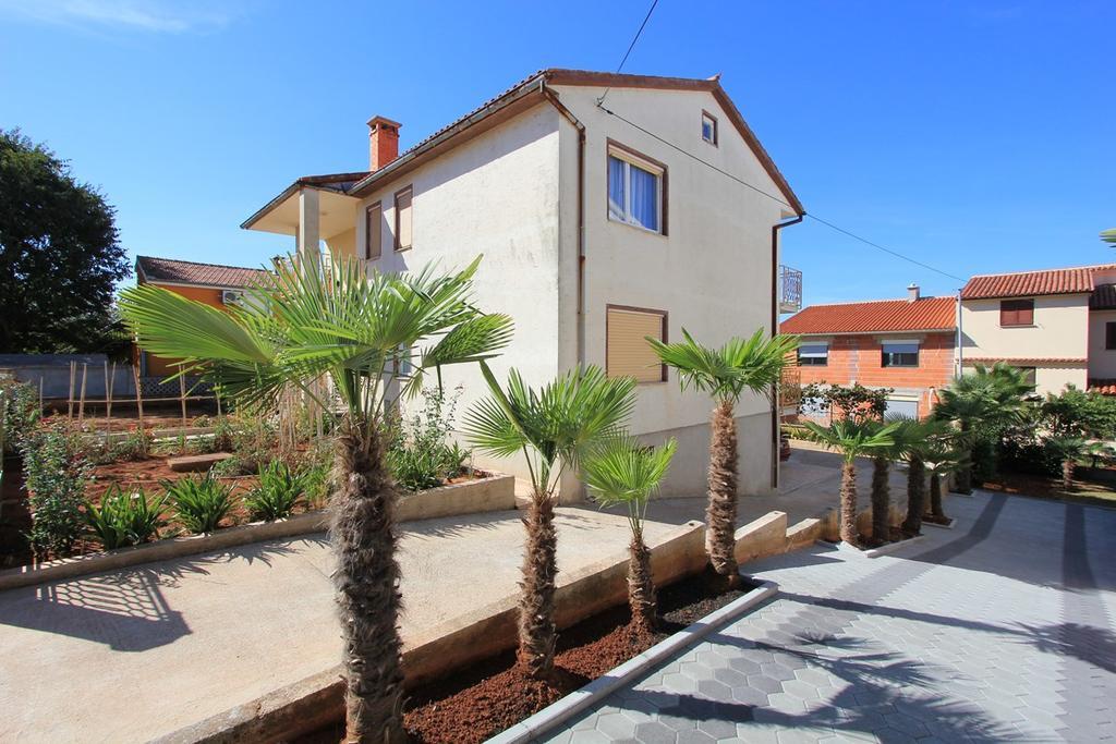 Apartments Orlic Medulin Exterior photo